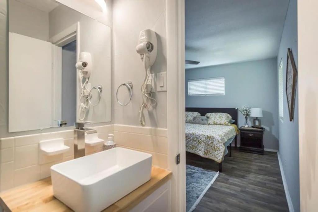 Cheerful 3 Bedroom 2Ba Home In Great Neighborhood! Джексонвілл Екстер'єр фото